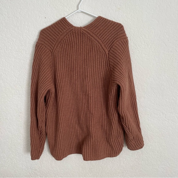 Acne Studios Plunge Neck Sweater Sz M - Picture 6 of 6